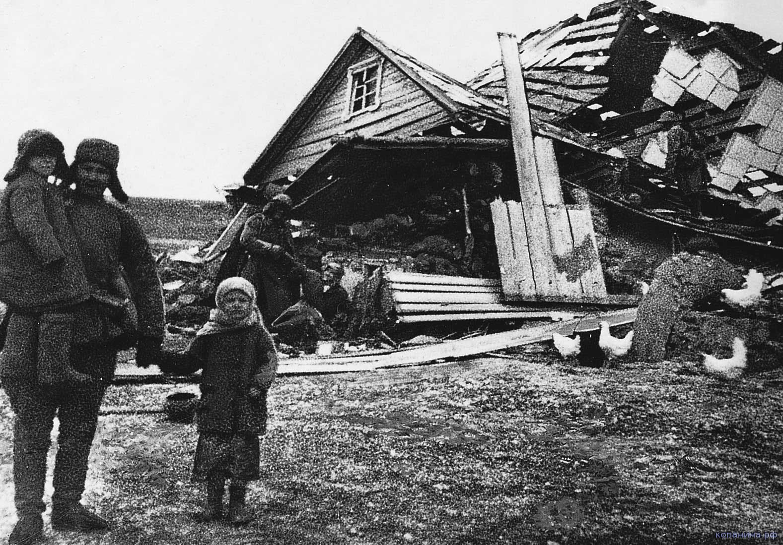 Разрушенная немцами деревня - Фото Второй Мировой войны - Фото - Военная  история, оружие, старые и военные карты